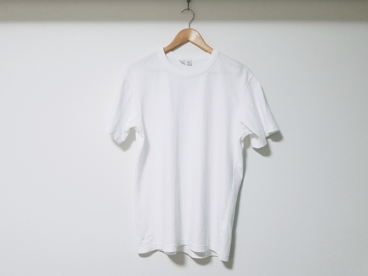 Uniqlo UのクルーネックTシャツ